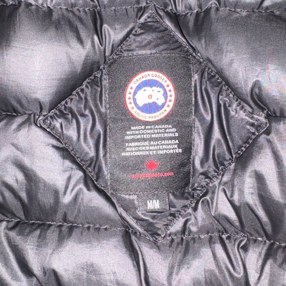 Canada Goose - Picture 3 of 5